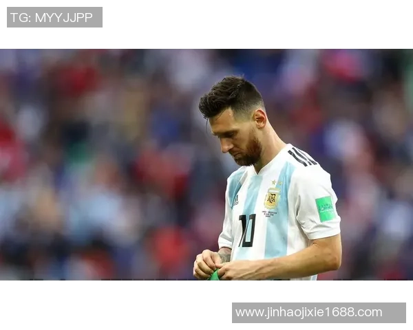 足球史上最抠球星是谁 盘点那些因爱惜球而闻名的球员 足球史上最抠球星是谁 盘点那些因爱惜球而闻名的球员