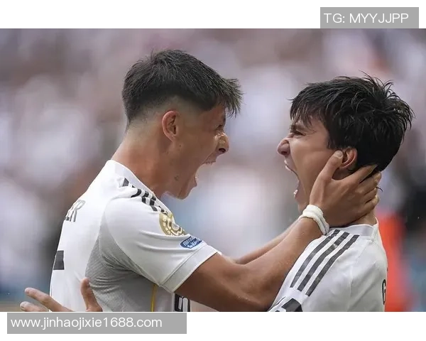 足球巨星突遭失忆重返赛场寻找昔日荣耀与自我